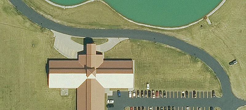 Eastern Iowa Location Near Truckstop