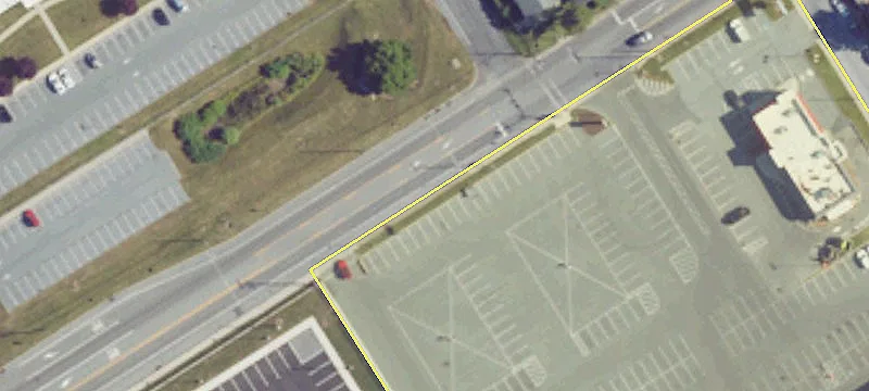 Retail Shopping Center in Middletown