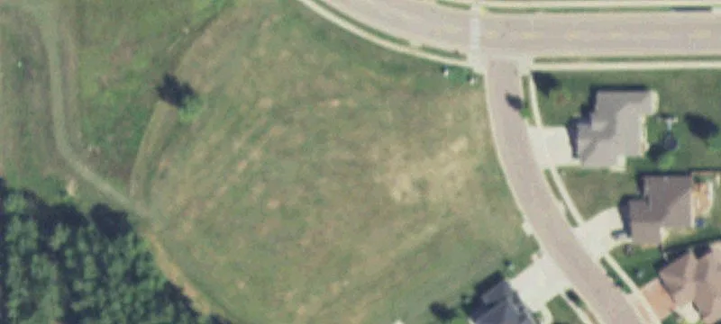 Office Land in Growing Development