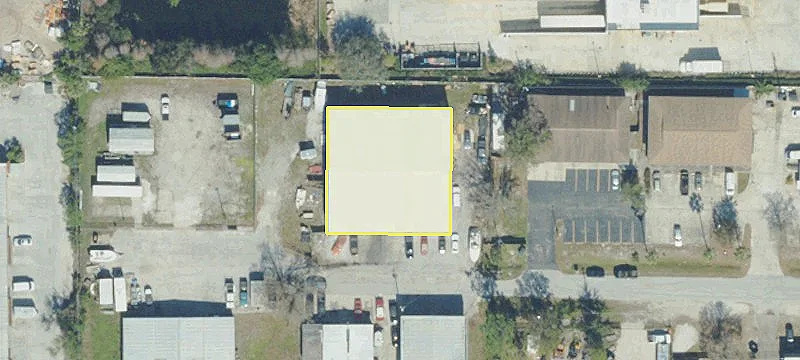 Largo Warehouse with Office Space