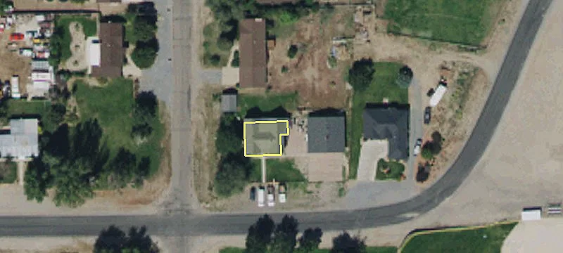 2,889 SF Building on 1.0 Acres