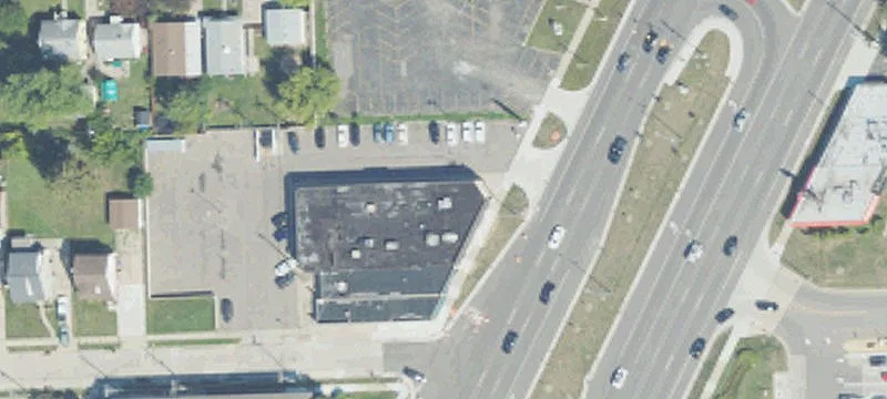 Gratiot Avenue Commercial Space Available