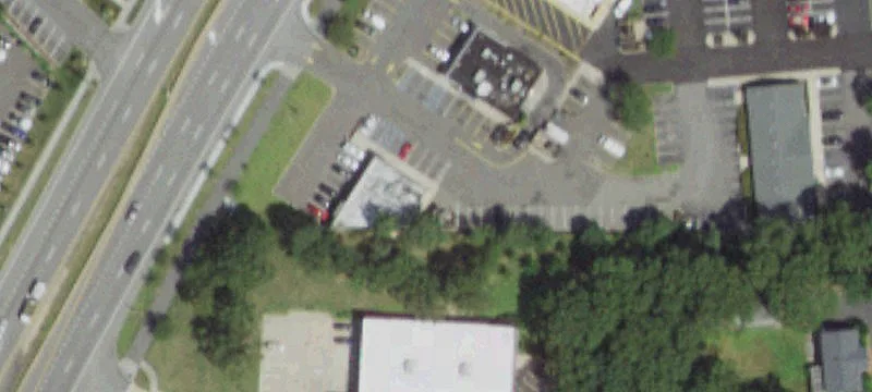 Retail/Restaurant Space For Lease