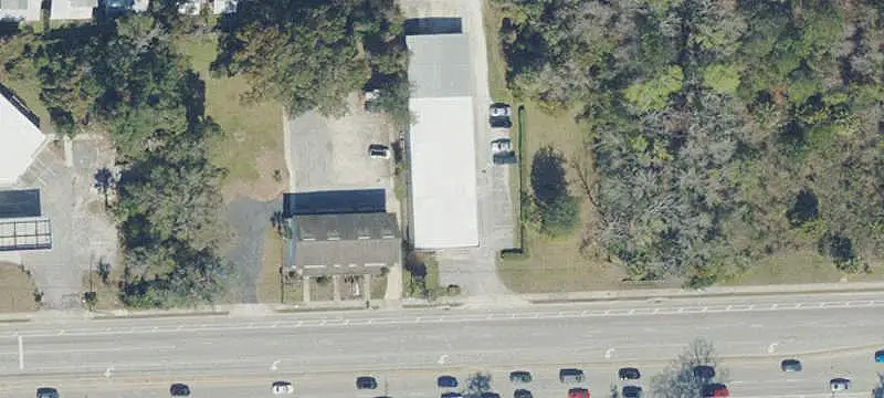 Mixed-Use Building in Orange Park
