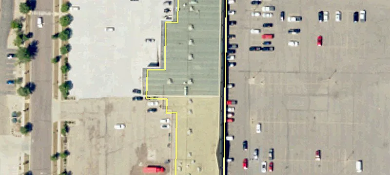 Retail Space in Grocery-Anchored Center