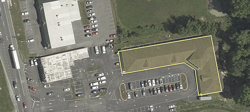 Commercial Property Near Dupont Blvd