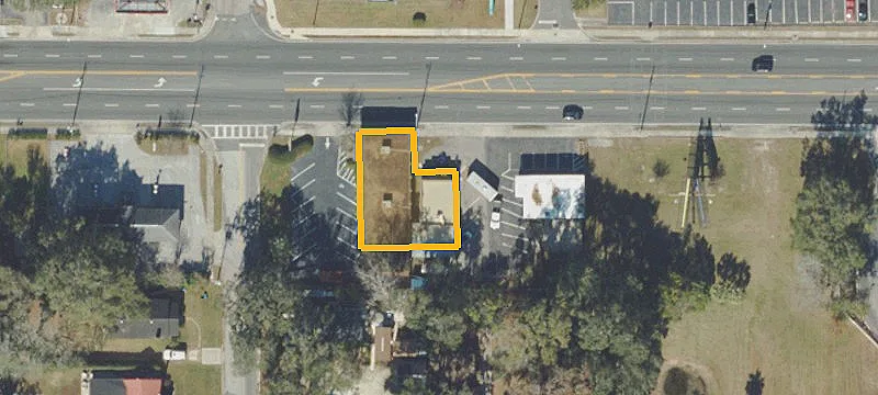 Retail Building on State Road