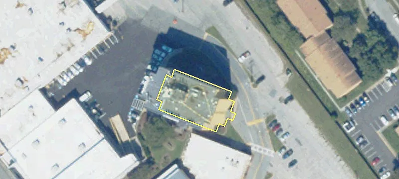 J.A.N.A.F. Shopping Yard Retail Space
