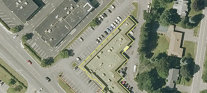 Retail Space Available For Rent
