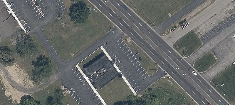 Office Space on US 422