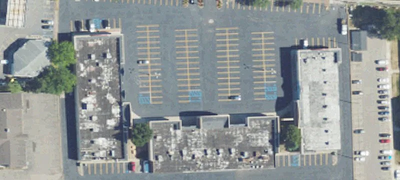 Retail Center on Grand River