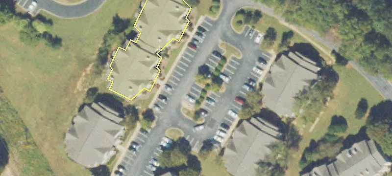 Commercial Land in Growing Area