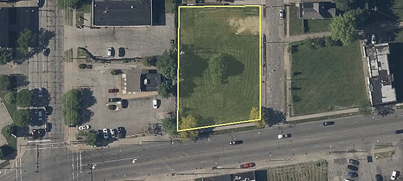 Superior Avenue Commercial Lot Available