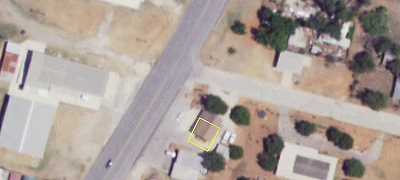 Mixed-Use Property with Lease