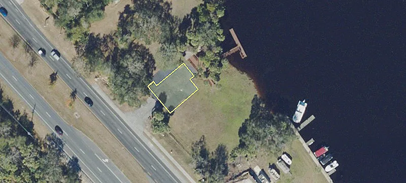 Commercial Land with River Frontage