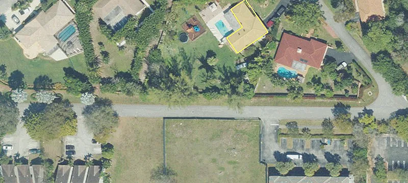 7811 W Sample Rd, Coral Springs, FL 33065