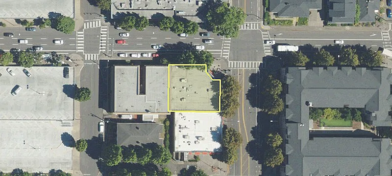 Retail/Restaurant Space For Lease