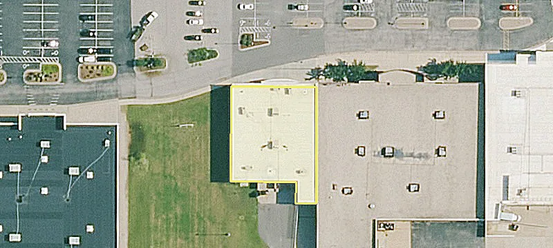 East Kellogg Retail Space Available