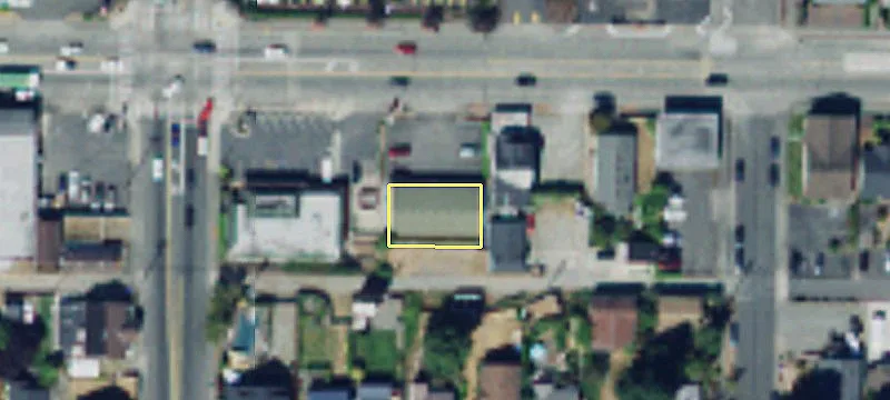 Retail Space Near 6th Avenue