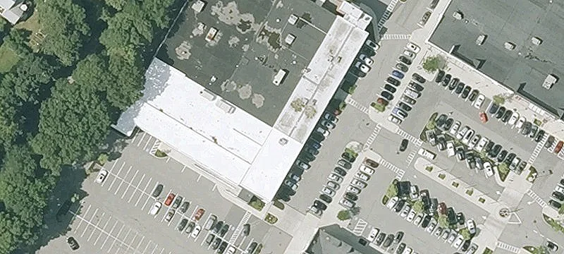 Retail Space Available For Rent
