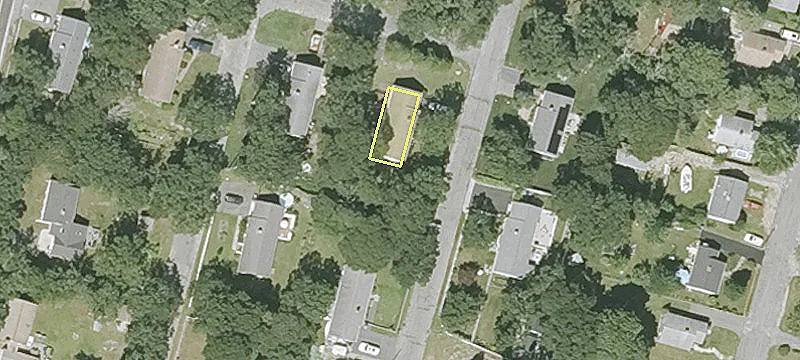 Commercial Condo in Hyannis Center