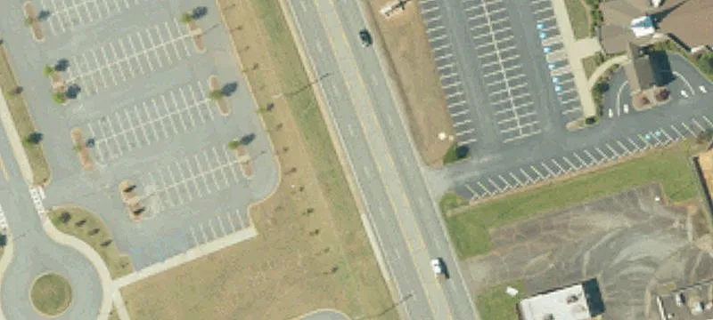 Prime Land in Retail Corridor