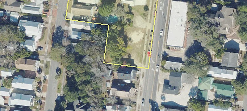 Mixed-Use Lot Near Downtown