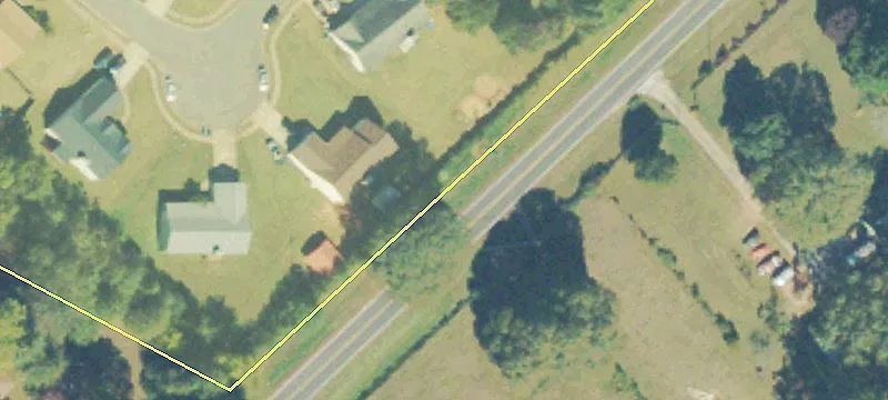 Expansive Land Parcel in Monroe