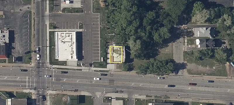 Prime Corner Lot Near Clinic
