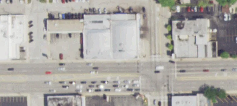 Oak Lawn Retail Space Available