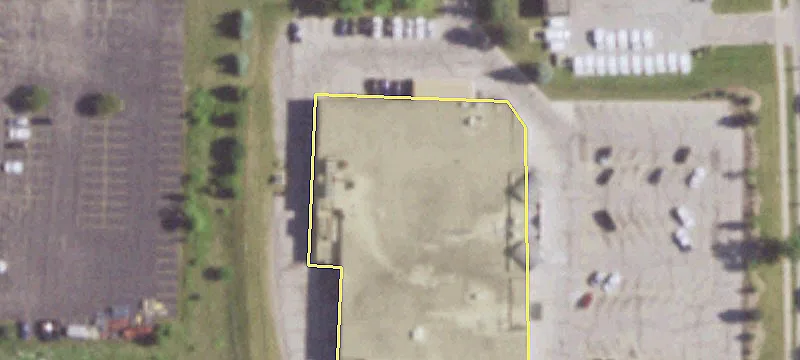 Retail Space in Hartland Center