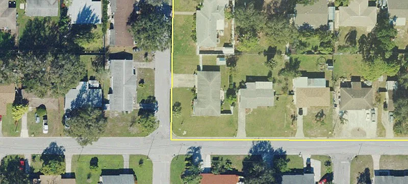 Distinctive Buildings with Spacious Truck Court