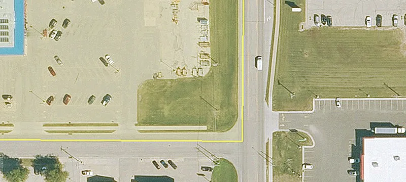 Dyersville Commercial Land For Rent