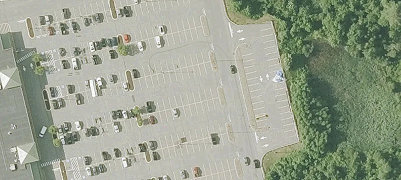 Retail Suites in Derry Plaza