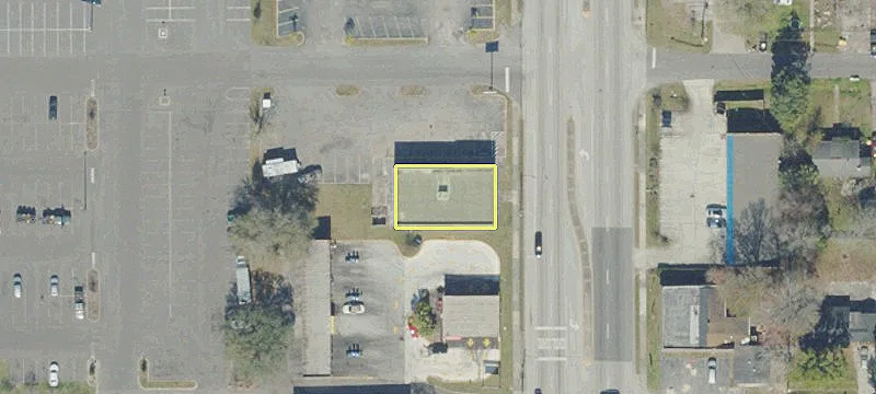 Free-Standing Building on Edgewood Avenue