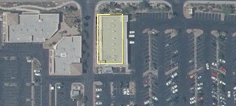 Retail Pad in Anchored Center