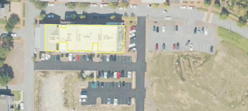 Commercial Outlots on Veteran's Parkway