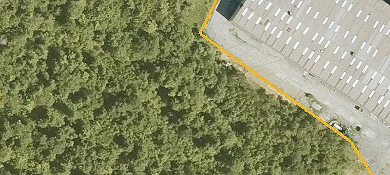 Industrial Warehouse on 10 Acres