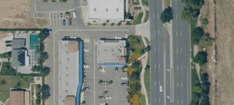 Retail Space on Sierra Avenue
