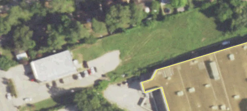 Conroe Land at Lighted Intersection