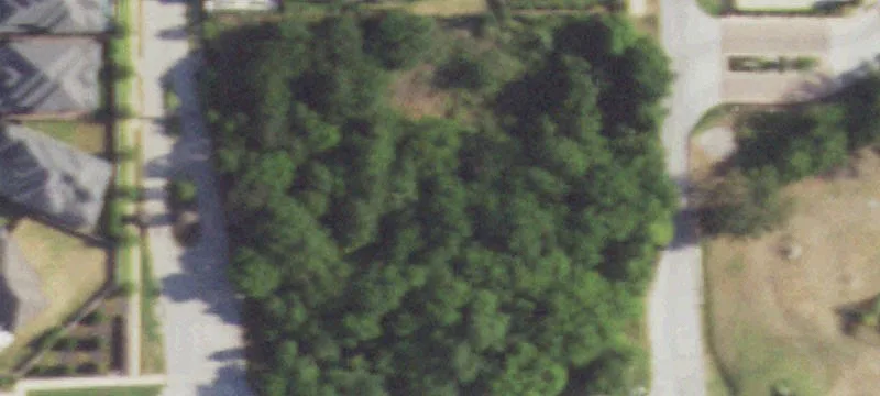 Prime Commercial Site Near Glade Parks