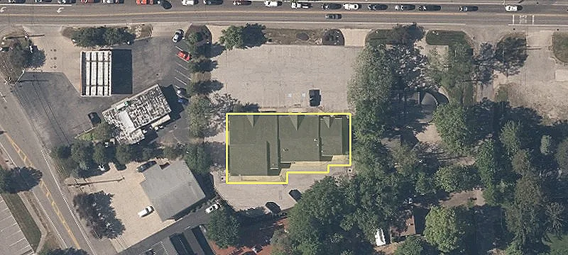 Retail Space on East Aurora