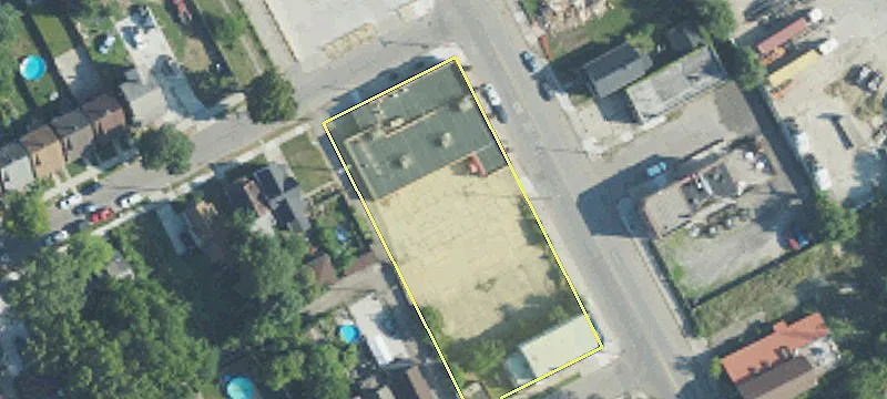 Detroit Retail Space For Sale