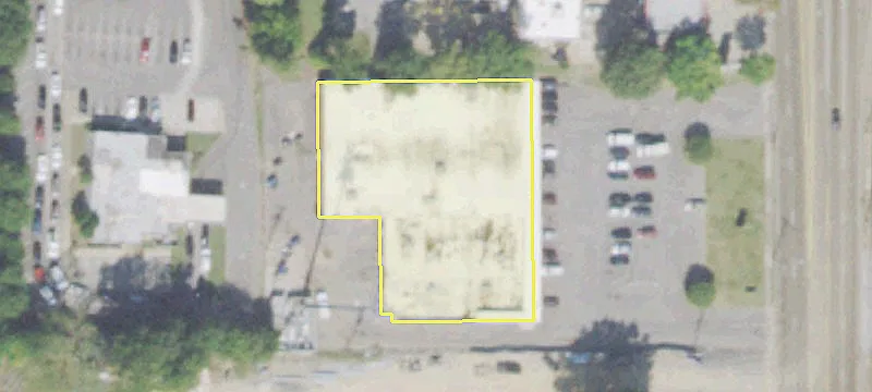Retail Space Near Graceland Entrance