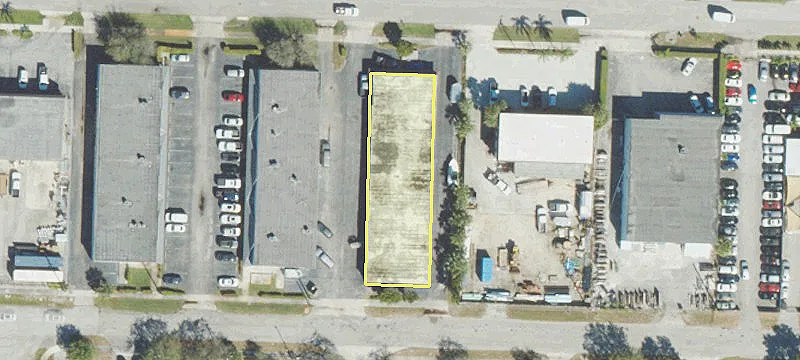 West Palm Beach Storage Bays