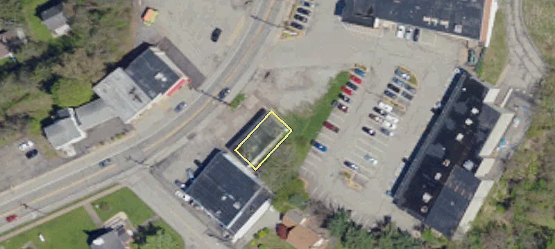 Retail Building on Corner Lot