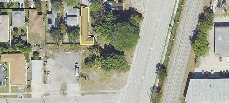 Vacant Land on Dixie Hwy