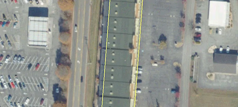 Prime Retail/Office Space Available