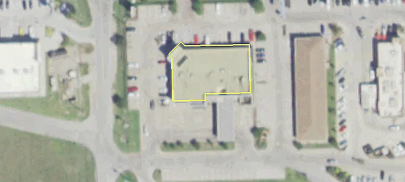 Retail Center Near National Retailers