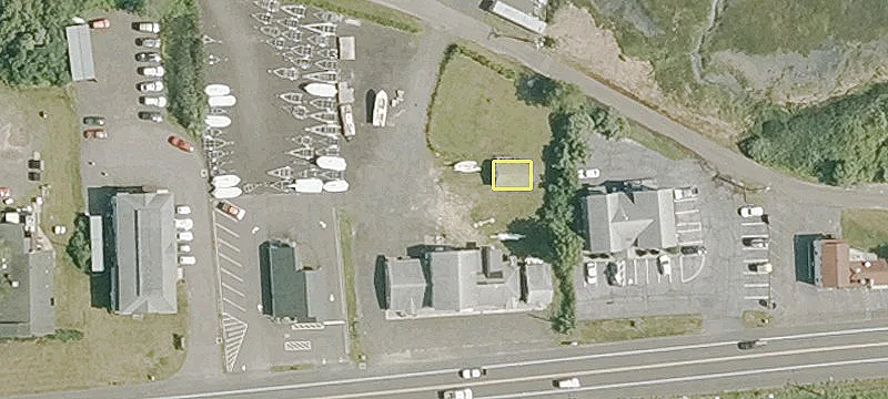 Versatile Retail/Office Space Available